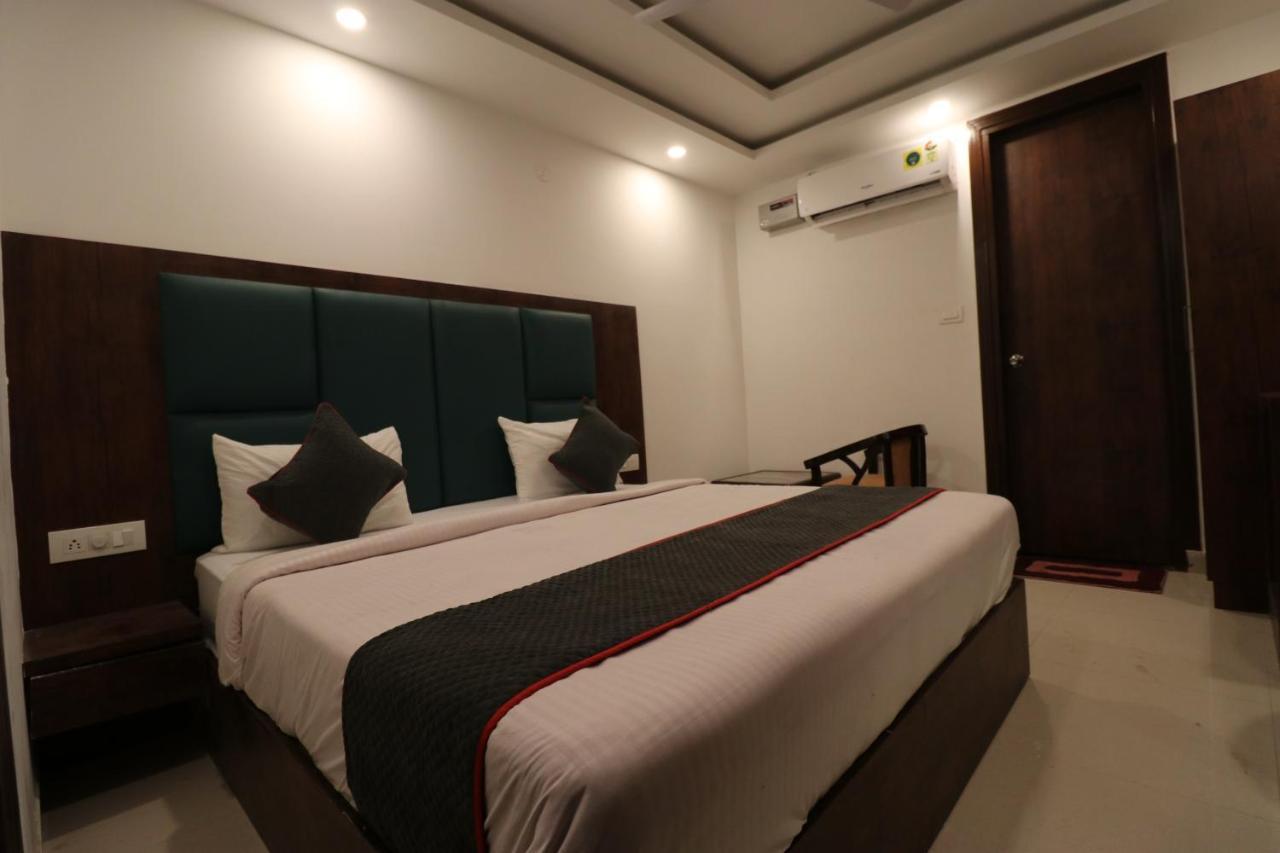 Hotel Krone A Family Hotel Near Igi Airport Delhi New Delhi Exterior photo